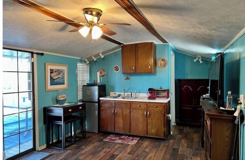 Glenwood House | Aunt Lucille's Place - Little House on a Pond