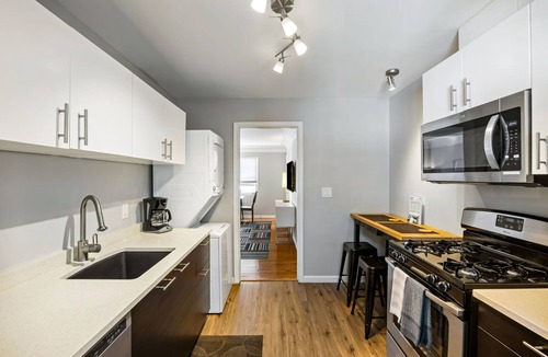 Brookwood Apartment | (B2bK) Professional Condo w/Wi-Fi Perfect for Business Travelers