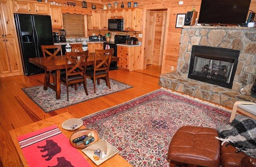 Murphy Cabin | Babblebrook Lodge Creekfront Cabin w/River Access Close to Town