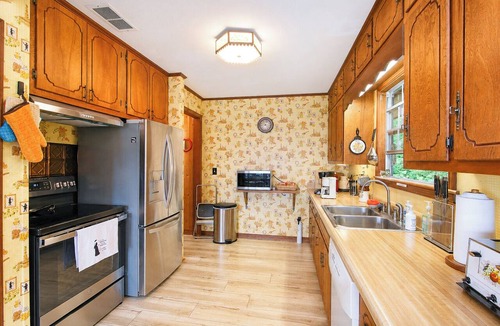 Sylva House | Balsam Overlook - Big Views of Distant Mountain Vistas