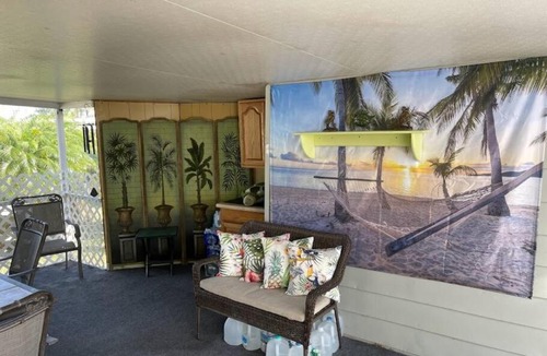 Barefoot Bay House | Barfoot Bay Beautiful 3/2