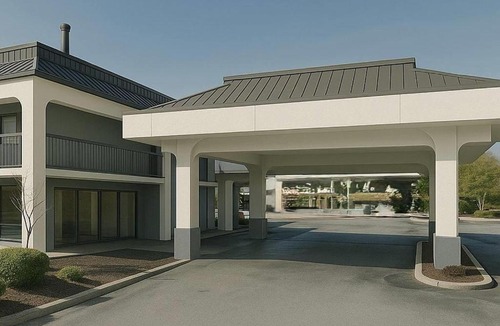 Cape Fear Hotel | Baymont by Wyndham Fayetteville