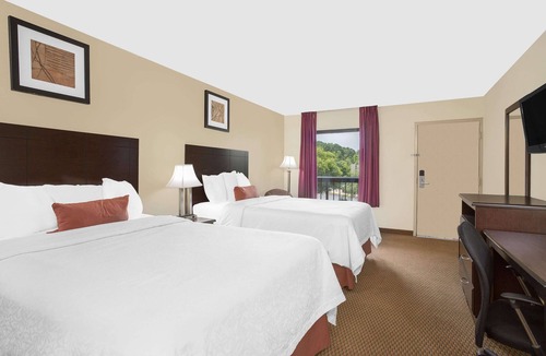 Greenville Hotel | Baymont by Wyndham Greenville