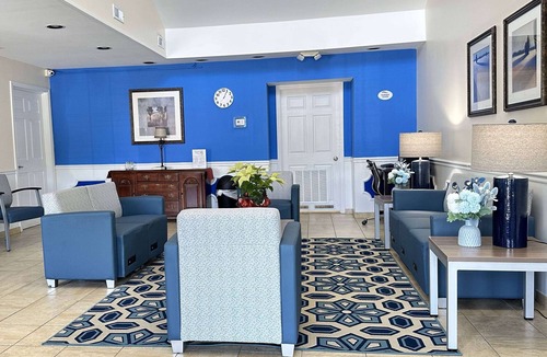 Greenwood Hotel | Baymont by Wyndham Greenwood
