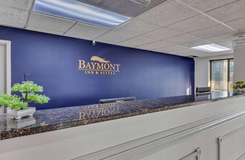 North Myrtle Beach Hotel | Baymont by Wyndham N Myrtle Beach - Park & Sports Complex Area