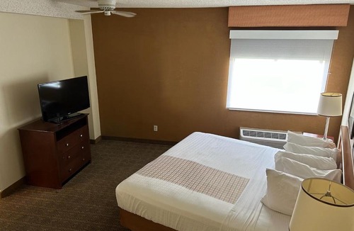 Orlando Hotel | Baymont by Wyndham Orlando South