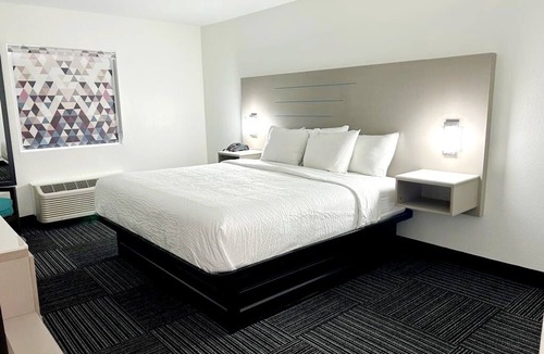 Port Wentworth Hotel | Baymont by Wyndham Port Wentworth