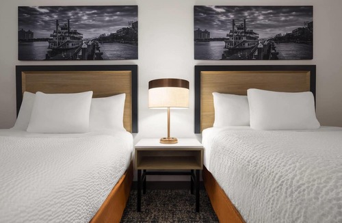 Garden City Hotel | Baymont by Wyndham Savannah/Garden City