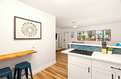 Treasure Island Hotel | ☀️ BBR #3, Steps to the Beach, Heated Pool w/Full Kitchen & 3 beds!