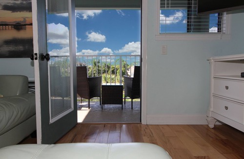 Palmetto Dunes Condo | Beach Access Villa with Indoor & Outdoor Pools - Private Balcony - Updated