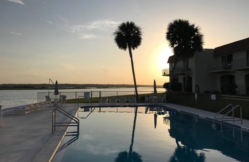 Crescent Beach House | Beach & Boating & Fishing Paradise! With 2 Kayaks Included!