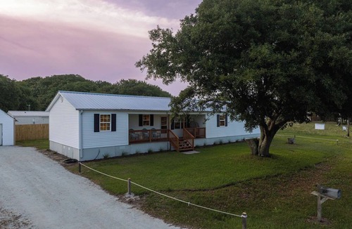 Sneads Ferry House | Beach.Boats.Beds.