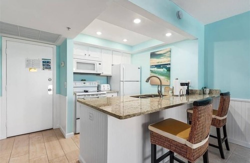 Hutchinson Island South Apartment | Beach Condo/Island Beach Resort/No Cleaning Fee/Condo 411