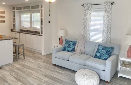 Cape Carteret House | Beach Getaway