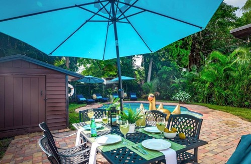 Flamingo Parks House | Beach Retreat with Private Pool, Walk to Downtown, Restaurants & Convention Center
