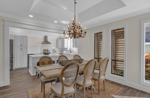 Indian River Shores Villa | Beach villa nestled between the Treasure Coast sandy beaches & the Indian River!