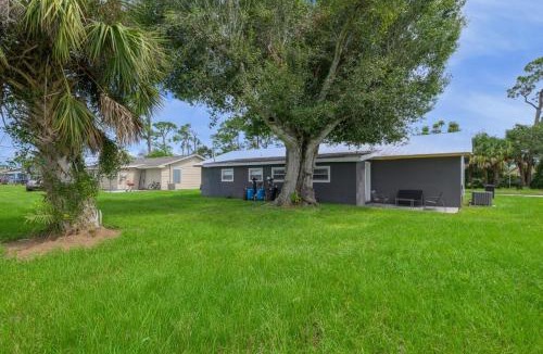 Lakewood Park House | Beaches Fishing and Shopping