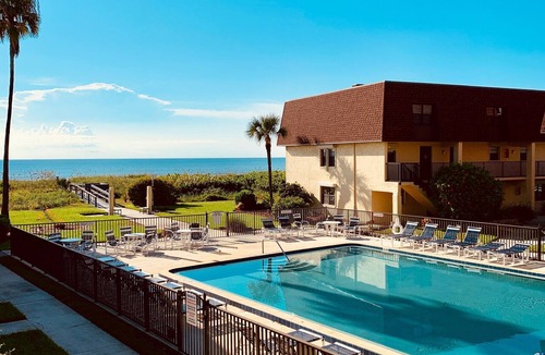 Avon By The Sea Condo | Beachfront 2BR Townhouse Ocean-View Balcony, Pool & Private Beach