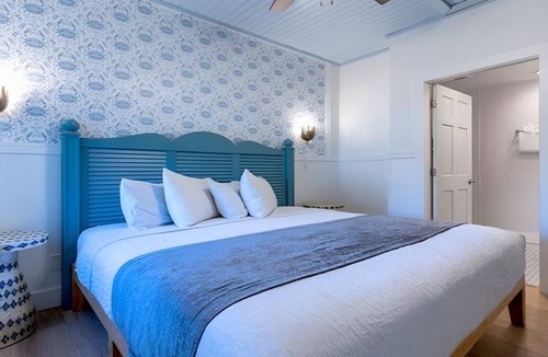 Captiva Hotel | Beachview Island Retreat | 2 Bedrooms | Recreation & Gulf Nearby