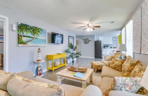 Northwest Quadrant House | Beachy Home in Heart of Beaufort w/Pool Access