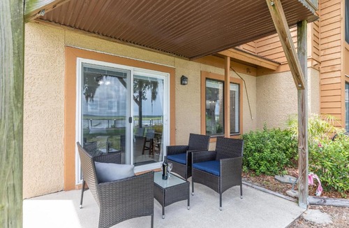 Beaufort Apartment | Beaufort's Blue Heron Hideaway on Battery Creek