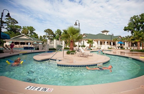 North Forest Beach Apartment | Beautiful 1 bedroom unit at resort, sleeps 4