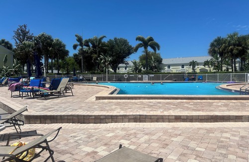 Coquina Key Condo | Beautiful 2 bedroom 1 bathroom water front condo