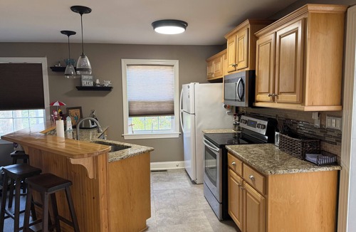 New London House | Beautiful 2 bedroom Quiet Getaway