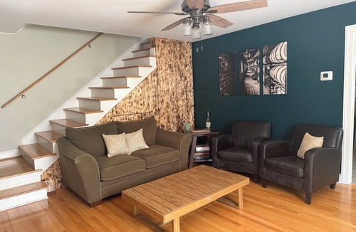 New London House | Beautiful 2 bedroom Quiet Getaway