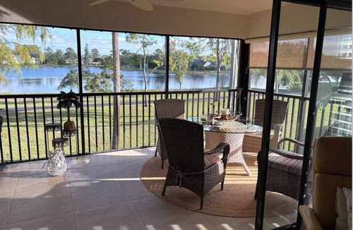 Kings Lake Condo | Beautiful 2nd Floor 2 bedroom condo with lovely lake views.Cozy & Well equipped