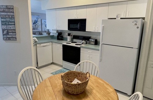Hammock Bay Condo | Beautiful 3 Bed Condo close to Marco