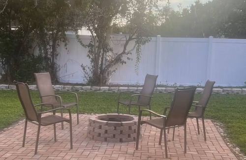 County Line Coalition House | Beautiful 3-bedroom House in New Tampa