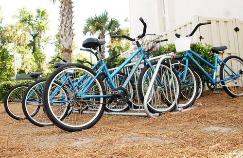 North Forest Beach Apartment | Beautiful 3 bedroom unit at resort, sleeps 10