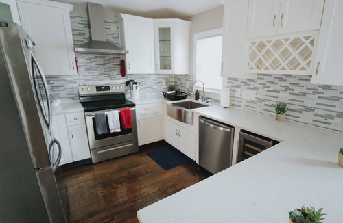 Downtown House | Beautiful 4 BR Home, 15 min Walk to Downtown
