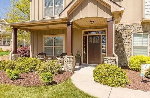 North Augusta House | Beautiful 5 BR, 3 BA, home only minutes away from the Masters and Peach Jam!