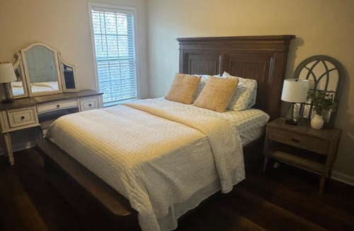 Duluth Apartment | Beautiful and cozy house in Duluth!