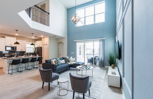 St. Cloud House | Beautiful and Spacious 5 Bed Pool Home-700SS