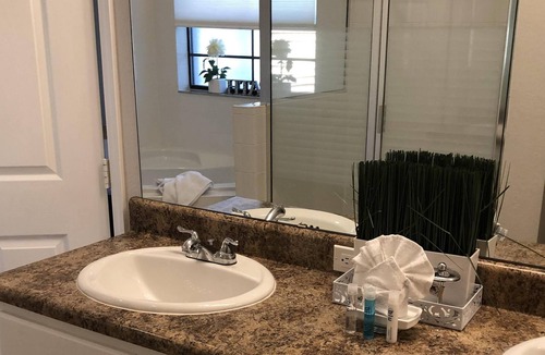 Calabria Condo | Beautiful bargain Disney hideaway!
