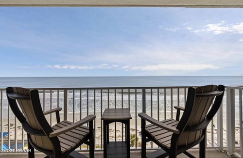 Lenox Park Condo | Beautiful Beachfront Resort Condo