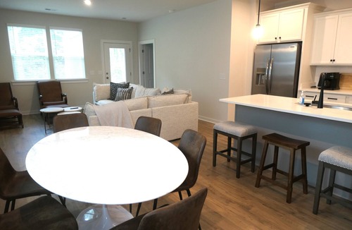 Bluffton House | Beautiful Bluffton Home - Close to all