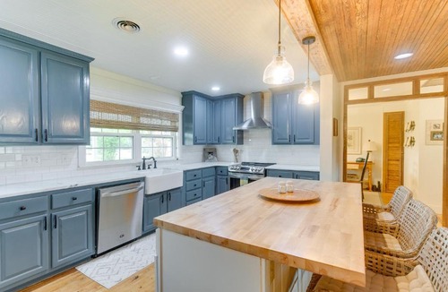 Lenox House | Beautiful Georgia Farmhouse Rental w/Patio