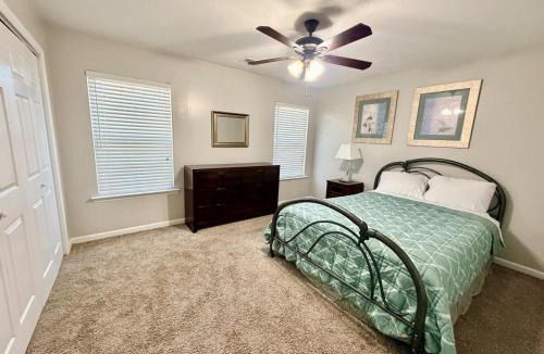 Grovetown House | Beautiful home,10 miles from Masters golf course!