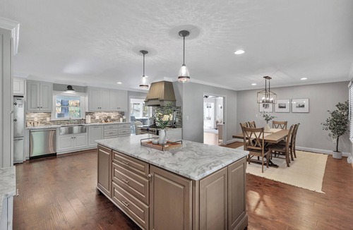 Anderson House | Beautiful Lake Hartwell Retreat w/Private Dock in Anderson
