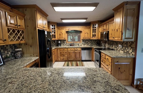 Topton House | Beautiful Lake Nantahala Home-Lakefront with Amazing Views-Private Dock+Boat