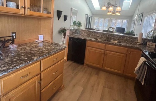 Vass Condo | Beautiful Lakeside Condo/The Maples Golf Course On Site/Golf Haven/Near Pinehurst & Southern Pines/40 Golf courses minutes awaySleeps 9