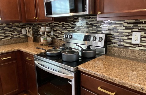 Southeast Raleigh House | Beautiful Modern House 5 minutes To Downtown Raleigh