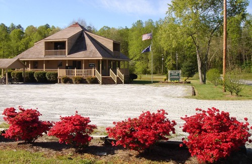 Pickens Condo | Beautiful Mountain Golfing Getaway Located on The Rock Golf Course
