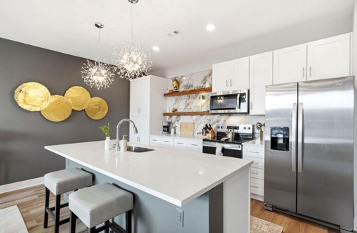 Old City Apartment | Beautiful New Construction Condo Downtown Knox