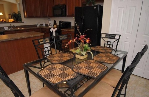 Veranda Palms House | Beautiful Newly Renovated 6 Bed Pool Home