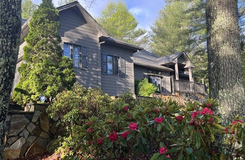 Sapphire House | Beautiful newly renovated home on golf course with Sapphire amenities